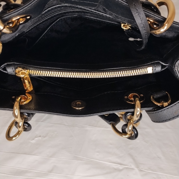 MICHAEL KORS BLACK LUXURY LEATHER CYNTHIA TOTE - Picture 2 of 10